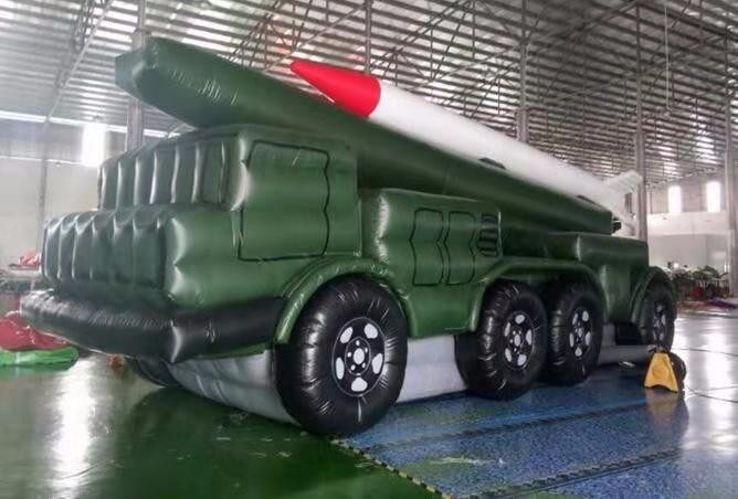 南宁部队小型导弹车